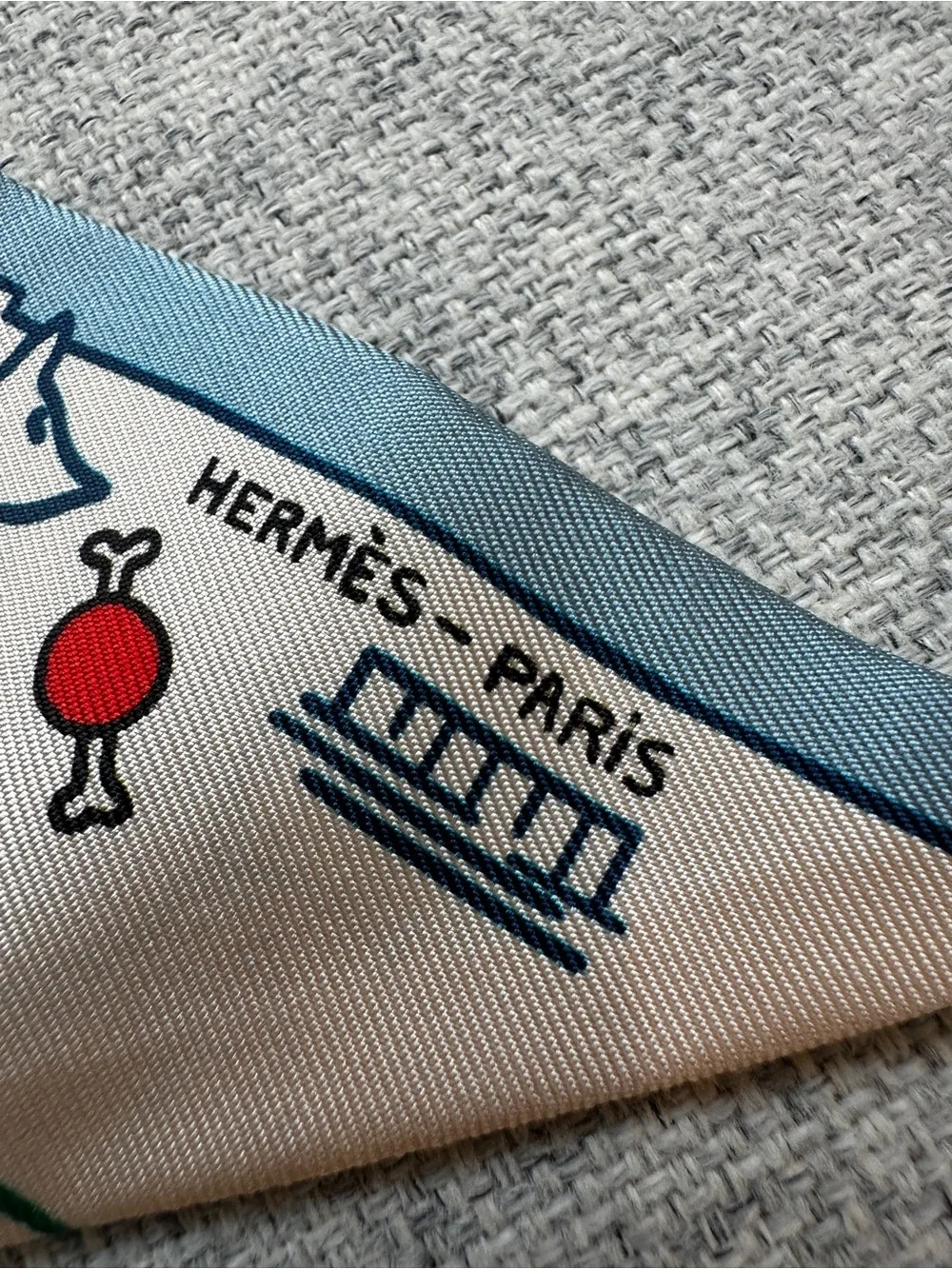 Hermes Les Chiens Parisiens Twilly